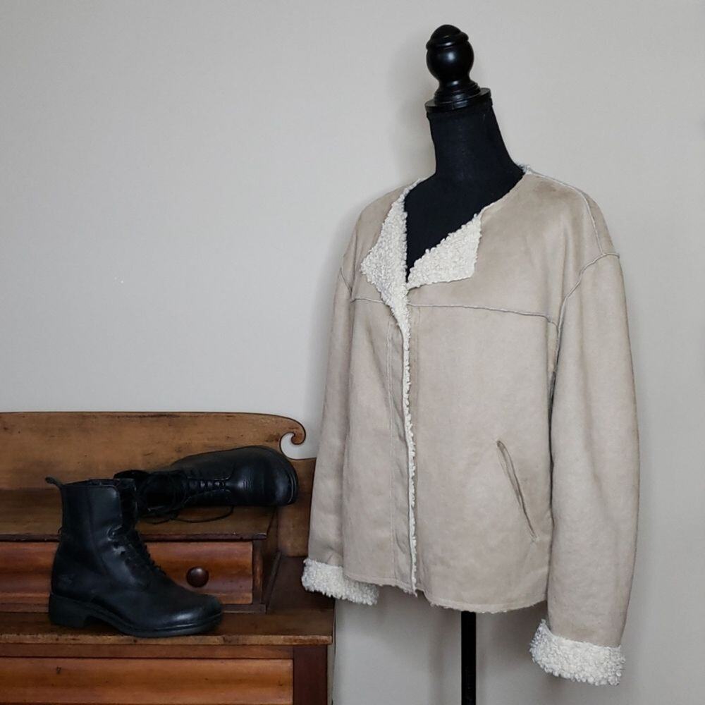 Anthropologie THE KORNER Folk Western Boho Suede Sherpa Coat Nude Large NEW